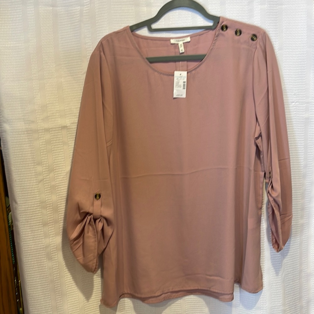 NWT Maurice’s Top!💕🌸